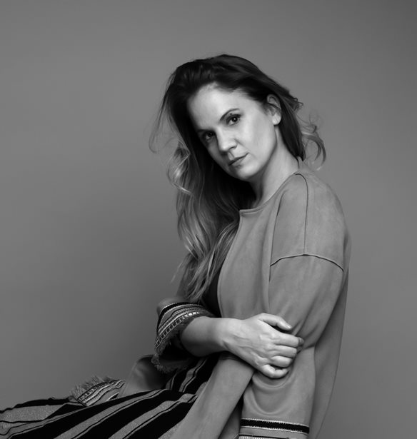 Η Μάγδα Κόρπη αναρωτήθηκε τι θα συνέβαινε εάν τα εκθέματα του Αρχαιολογικού Μουσείου Βραυρώνας είχαν φωνή κι έδωσε σε δέκα