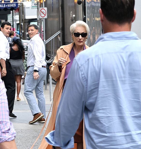 &#x3A0;&#x3CE;&#x3C2; &#x3C6;&#x3B1;&#x3AF;&#x3BD;&#x3B5;&#x3C4;&#x3B1;&#x3B9; &#x3B7; Miranda Priestly &#x3C3;&#x3C7;&#x3B5;&#x3B4;&#x3CC;&#x3BD; 20 &#x3C7;&#x3C1;&#x3CC;&#x3BD;&#x3B9;&#x3B1; &#x3B1;&#x3C1;&#x3B3;&#x3CC;&#x3C4;&#x3B5;&#x3C1;&#x3B1;; &#x39D;&#x3B1; &#x3C0;&#x3CE;&#x3C2; &#x3B5;&#x3AF;&#x3BD;&#x3B1;&#x3B9; &#x3C4;&#x3BF; &#x3C3;&#x3C4;&#x3C5;&#x3BB; &#x3C4;&#x3B7;&#x3C2; &#x3C3;&#x3C4;&#x3BF; The Devil Wears Prada 2