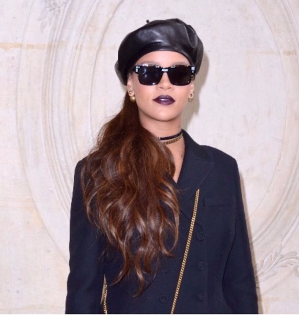 &#x397; Rihanna &#x3BC;&#x3B9;&#x3BB;&#x3AC; &#x3B3;&#x3B9;&#x3B1; &#x3C4;&#x3B9;&#x3C2; &#x3C3;&#x3C4;&#x3B9;&#x3BB;&#x3B9;&#x3C3;&#x3C4;&#x3B9;&#x3BA;&#x3AD;&#x3C2; &#x3B4;&#x3C5;&#x3C3;&#x3BA;&#x3BF;&#x3BB;&#x3AF;&#x3B5;&#x3C2; &#x3C0;&#x3BF;&#x3C5; &#x3B1;&#x3BD;&#x3C4;&#x3B9;&#x3BC;&#x3B5;&#x3C4;&#x3C9;&#x3C0;&#x3AF;&#x3B6;&#x3B5;&#x3B9; &#x3BC;&#x3B5; &#x3C4;&#x3BF; &#x3C3;&#x3C9;&#x3BC;&#x3B1;&#x3C4;&#x3CC;&#x3C4;&#x3C5;&#x3C0;&#x3CC; &#x3C4;&#x3B7;&#x3C2;