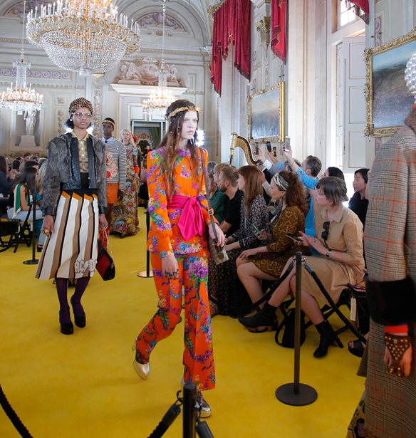 Gucci Resort 2018: H Αναγέννηση εμπνέει την πιο maximal συλλογή