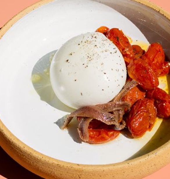 &#x397; &#x3B5;&#x3BA;&#x3BB;&#x3B5;&#x3BA;&#x3C4;&#x3AE; &#x3BA;&#x3AC;&#x3B2;&#x3B1; &#x3BA;&#x3B1;&#x3B9; &#x3C4;&#x3BF; &#x3C6;&#x3AF;&#x3BD;&#x3BF; &#x3BC;&#x3B5;&#x3BD;&#x3BF;&#x3CD; &#x3C4;&#x3BF;&#x3C5; Materia Prima &#x3C3;&#x3C4;&#x3BF; &#x3A0;&#x3B1;&#x3B3;&#x3BA;&#x3C1;&#x3AC;&#x3C4;&#x3B9;