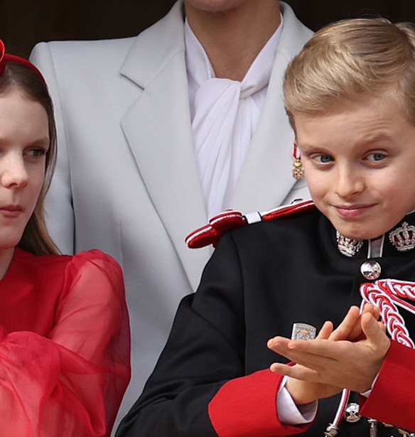 &#x39C;&#x3BF;&#x3BD;&#x3B1;&#x3BA;&#x3CC; | &#x3A3;&#x3C4;&#x3B1; &#x3C0;&#x3C1;&#x3CC;&#x3B8;&#x3C5;&#x3C1;&#x3B1; &#x3C4;&#x3B7;&#x3C2; &#x3B5;&#x3C6;&#x3B7;&#x3B2;&#x3B5;&#x3AF;&#x3B1;&#x3C2; &#x3BF; &#x3C0;&#x3C1;&#x3AF;&#x3B3;&#x3BA;&#x3B9;&#x3C0;&#x3B1;&#x3C2; Jacques &#x3BA;&#x3B1;&#x3B9; &#x3B7; &#x3C0;&#x3C1;&#x3B9;&#x3B3;&#x3BA;&#x3AF;&#x3C0;&#x3B9;&#x3C3;&#x3C3;&#x3B1; Gabriella