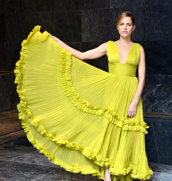 Απόκτησε τα πιο ξεχωριστά designer ρούχα με πολύ χαμηλό κόστος