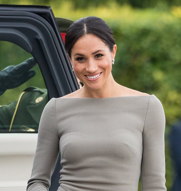 &#x397; Meghan Markle &#x3BC;&#x3B5; &#x3C4;&#x3BF; &#x3BB;&#x3B5;&#x3C5;&#x3BA;&#x3CC; &#x3C6;&#x3CC;&#x3C1;&#x3B5;&#x3BC;&#x3B1; &#x3C0;&#x3BF;&#x3C5; &#x3B8;&#x3B1; &#x3BC;&#x3C0;&#x3BF;&#x3C1;&#x3BF;&#x3CD;&#x3C3;&#x3B5;&#x3C2; &#x3BD;&#x3B1; &#x3B2;&#x3AC;&#x3BB;&#x3B5;&#x3B9;&#x3C2; &#x3BA;&#x3B1;&#x3B9; &#x3C3;&#x3C4;&#x3BF;&#x3BD; &#x3B3;&#x3AC;&#x3BC;&#x3BF; &#x3C3;&#x3BF;&#x3C5;