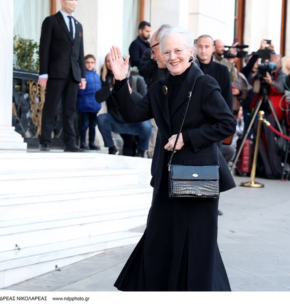 &#x39F;&#x3B9; &#x3B1;&#x3C6;&#x3AF;&#x3BE;&#x3B5;&#x3B9;&#x3C2; &#x3C4;&#x3C9;&#x3BD; &#x3B3;&#x3B1;&#x3BB;&#x3B1;&#x3B6;&#x3BF;&#x3B1;&#x3AF;&#x3BC;&#x3B1;&#x3C4;&#x3C9;&#x3BD; &#x3C3;&#x3C4;&#x3B7;&#x3BD; &#x391;&#x3B8;&#x3AE;&#x3BD;&#x3B1; &#x3B3;&#x3B9;&#x3B1; &#x3C4;&#x3B7;&#x3BD; &#x3BA;&#x3B7;&#x3B4;&#x3B5;&#x3AF;&#x3B1; &#x3C4;&#x3BF;&#x3C5; &#x3C4;&#x3AD;&#x3C9;&#x3C2; &#x3B2;&#x3B1;&#x3C3;&#x3B9;&#x3BB;&#x3B9;&#x3AC; &#x39A;&#x3C9;&#x3BD;&#x3C3;&#x3C4;&#x3B1;&#x3BD;&#x3C4;&#x3AF;&#x3BD;&#x3BF;&#x3C5; - &#x394;&#x3B5;&#x3AF;&#x3C4;&#x3B5; &#x3C6;&#x3C9;&#x3C4;&#x3BF;&#x3B3;&#x3C1;&#x3B1;&#x3C6;&#x3AF;&#x3B5;&#x3C2;