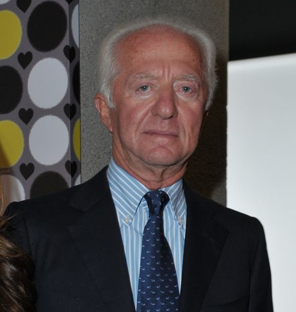 Leonardo Del Vecchio | &#x391;&#x3C0;&#x3CC; &#x3B5;&#x3C1;&#x3B3;&#x3AC;&#x3C4;&#x3B7;&#x3C2; &#x3AD;&#x3B3;&#x3B9;&#x3BD;&#x3B5; &#x3B4;&#x3B9;&#x3C3;&#x3B5;&#x3BA;&#x3B1;&#x3C4;&#x3BF;&#x3BC;&#x3BC;&#x3C5;&#x3C1;&#x3B9;&#x3BF;&#x3CD;&#x3C7;&#x3BF;&#x3C2; &#x2013;&#x397; &#x3C5;&#x3C0;&#x3AD;&#x3C1;&#x3BF;&#x3C7;&#x3B7; &#x3B9;&#x3C3;&#x3C4;&#x3BF;&#x3C1;&#x3AF;&#x3B1; &#x3C4;&#x3BF;&#x3C5; &quot;Mr Ray Ban&quot; &#x3C0;&#x3BF;&#x3C5; &#x3C0;&#x3AD;&#x3B8;&#x3B1;&#x3BD;&#x3B5; &#x3C3;&#x3B5; &#x3B7;&#x3BB;&#x3B9;&#x3BA;&#x3AF;&#x3B1; 87 &#x3B5;&#x3C4;&#x3CE;&#x3BD;