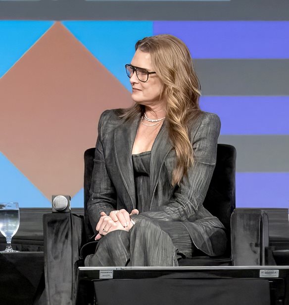 &quot;H Meghan Markle &#x3B5;&#x3AF;&#x3BD;&#x3B1;&#x3B9; &#x3B2;&#x3B1;&#x3C1;&#x3B5;&#x3C4;&#x3AE;&quot;: &#x3A4;&#x3B1; &#x3BB;&#x3CC;&#x3B3;&#x3B9;&#x3B1; &#x3C4;&#x3B7;&#x3C2; Brooke Shields &#x3C3;&#x3B5; podcast &#x3C0;&#x3BF;&#x3C5; &#x3B5;&#x3BE;&#x3B1;&#x3C6;&#x3B1;&#x3BD;&#x3AF;&#x3C3;&#x3C4;&#x3B7;&#x3BA;&#x3B5; &#x3BC;&#x3C5;&#x3C3;&#x3C4;&#x3B7;&#x3C1;&#x3B9;&#x3C9;&#x3B4;&#x3CE;&#x3C2; &#x3B1;&#x3C0;&#x3CC; &#x3C4;o Internet