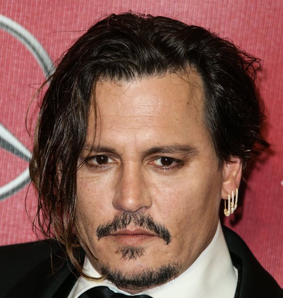 Johnny Depp | &#x397; &#x3C0;&#x3C1;&#x3CE;&#x3C4;&#x3B7; &#x3C6;&#x3C9;&#x3C4;&#x3BF;&#x3B3;&#x3C1;&#x3B1;&#x3C6;&#x3AF;&#x3B1; &#x3C4;&#x3BF;&#x3C5; &#x3C9;&#x3C2; &#x3B2;&#x3B1;&#x3C3;&#x3B9;&#x3BB;&#x3B9;&#x3AC;&#x3C2; &#x39B;&#x3BF;&#x3C5;&#x3B4;&#x3BF;&#x3B2;&#x3AF;&#x3BA;&#x3BF;&#x3C2; &#x399;&#x395;&#x27; &#x3C3;&#x3C4;&#x3B7;&#x3BD; &#x3C4;&#x3B1;&#x3B9;&#x3BD;&#x3AF;&#x3B1; &#x27;Jeanne Du Barry&#x27;