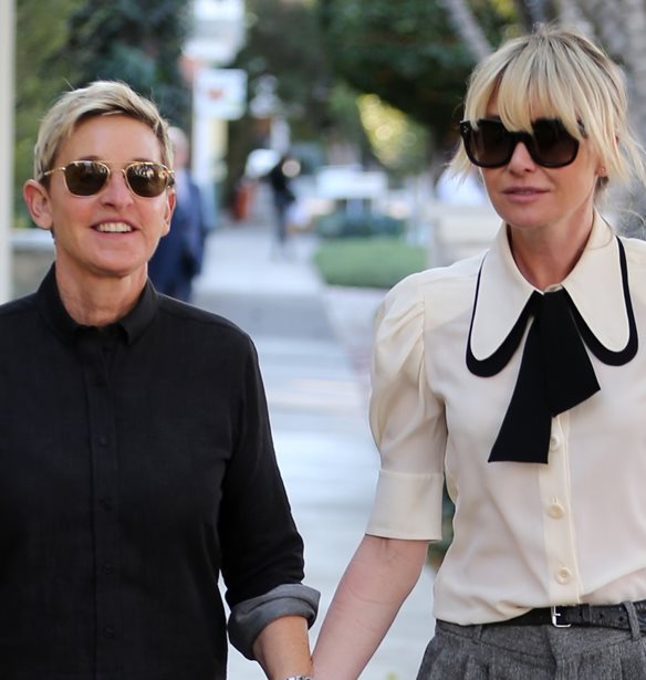 Ellen DeGeneres &amp; Portia de Rossi | &#x393;&#x3B9;&#x3B1;&#x3C4;&#x3AF; &#x3B1;&#x3C0;&#x3BF;&#x3C6;&#x3AC;&#x3C3;&#x3B9;&#x3C3;&#x3B1;&#x3BD; &#x3BD;&#x3B1; &#x3C6;&#x3CD;&#x3B3;&#x3BF;&#x3C5;&#x3BD; &#x3BC;&#x3CC;&#x3BD;&#x3B9;&#x3BC;&#x3B1; &#x3B1;&#x3C0;&#x3CC; &#x3C4;&#x3B9;&#x3C2; &#x397;&#x3A0;&#x391;