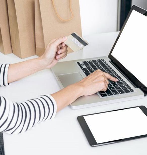 Masterpass&#x3A4;&#x39C;: online &#x3B1;&#x3B3;&#x3BF;&#x3C1;&#x3AD;&#x3C2; &#x3BC;&#x3B5; &#x3B1;&#x3C3;&#x3C6;&#x3AC;&#x3BB;&#x3B5;&#x3B9;&#x3B1;, &#x3B5;&#x3C5;&#x3BA;&#x3BF;&#x3BB;&#x3AF;&#x3B1; &#x3BA;&#x3B1;&#x3B9; &#x3BC;&#x3BF;&#x3BD;&#x3B1;&#x3B4;&#x3B9;&#x3BA;&#x3AC; &#x3C0;&#x3C1;&#x3BF;&#x3BD;&#x3CC;&#x3BC;&#x3B9;&#x3B1;, &#x3B1;&#x3C0;&#x3CC; &#x3C4;&#x3B7; Mastercard