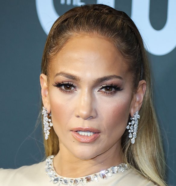 H Jennifer Lopez &#x3BC;&#x3B5; &#x3BA;&#x3B1;&#x3C4;&#x3AC;&#x3BE;&#x3B1;&#x3BD;&#x3B8;&#x3B1; &#x3BC;&#x3B1;&#x3BB;&#x3BB;&#x3B9;&#x3AC; &#x3CC;&#x3C0;&#x3C9;&#x3C2; &#x3B4;&#x3B5;&#x3BD; &#x3C4;&#x3B7;&#x3BD; &#x3AD;&#x3C7;&#x3BF;&#x3C5;&#x3BC;&#x3B5; &#x3BE;&#x3B1;&#x3BD;&#x3B1;&#x3B4;&#x3B5;&#x3B9;