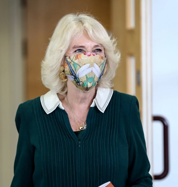 Camilla Parker | &#x397; &#x3B4;&#x3B7;&#x3BC;&#x3CC;&#x3C3;&#x3B9;&#x3B1; &#x3B5;&#x3BC;&#x3C6;&#x3AC;&#x3BD;&#x3B9;&#x3C3;&#x3B7; &#x3BC;&#x3B5; &#x3C0;&#x3B1;&#x3BD;&#x3C4;&#x3CC;&#x3C6;&#x3BB;&#x3B5;&#x3C2;