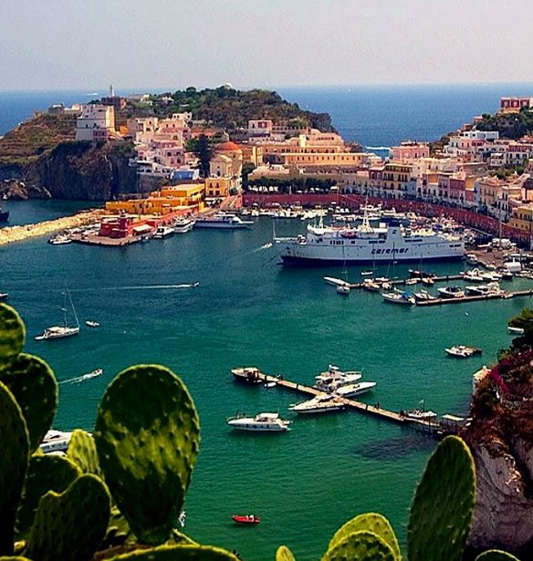 &#x3A4;&#x3B1; &#x3BF;&#x3BC;&#x3BF;&#x3C1;&#x3C6;&#x3CC;&#x3C4;&#x3B5;&#x3C1;&#x3B1; &#x3B5;&#x3C5;&#x3C1;&#x3C9;&#x3C0;&#x3B1;&#x3CA;&#x3BA;&#x3AC; &#x3BD;&#x3B7;&#x3C3;&#x3B9;&#x3AC;, &#x3C0;&#x3BF;&#x3C5; &#x3BB;&#x3AF;&#x3B3;&#x3BF;&#x3B9; &#x3B3;&#x3BD;&#x3C9;&#x3C1;&#x3AF;&#x3B6;&#x3BF;&#x3C5;&#x3BD;