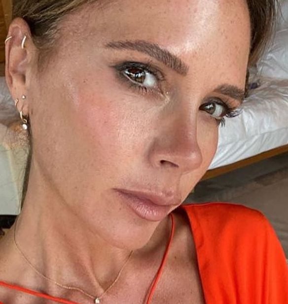 Victoria Beckham | H &#x3C0;&#x3B1;&#x3C3;&#x3C7;&#x3B1;&#x3BB;&#x3B9;&#x3BD;&#x3AE; &#x3C6;&#x3C9;&#x3C4;&#x3BF;&#x3B3;&#x3C1;&#x3B1;&#x3C6;&#x3AF;&#x3B1; &#x3C4;&#x3B7;&#x3C2; &#x3BA;&#x3CC;&#x3C1;&#x3B7;&#x3C2; &#x3C4;&#x3B7;&#x3C2;, Harper