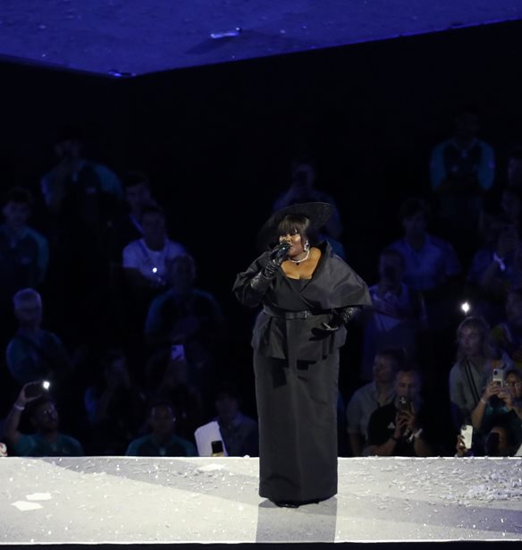 &#x397; &#x3B3;&#x3B1;&#x3BB;&#x3BB;&#x3B9;&#x3BA;&#x3AE; &#x3C6;&#x3B9;&#x3BD;&#x3AD;&#x3C4;&#x3C3;&#x3B1; &#x3C4;&#x3BF;&#x3C5; Dior &#x3C3;&#x3C4;&#x3B7;&#x3BD; &#x3C4;&#x3B5;&#x3BB;&#x3B5;&#x3C4;&#x3AE; &#x3BB;&#x3AE;&#x3BE;&#x3B7;&#x3C2; &#x3C4;&#x3C9;&#x3BD; &#x39F;&#x3BB;&#x3C5;&#x3BC;&#x3C0;&#x3B9;&#x3B1;&#x3BA;&#x3CE;&#x3BD; &#x391;&#x3B3;&#x3CE;&#x3BD;&#x3C9;&#x3BD; | &#x3A4;&#x3BF; chic look &#x3C4;&#x3B7;&#x3C2; &#x3A5;seult