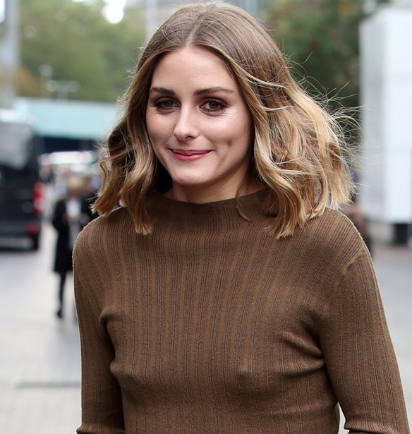 Olivia Palermo: &#x3A4;&#x3BF; &#x3C0;&#x3BF;&#x3C5;&#x3BB;&#x3CC;&#x3B2;&#x3B5;&#x3C1; &#x3C4;&#x3B7;&#x3C2; &#x3BA;&#x3BF;&#x3C3;&#x3C4;&#x3AF;&#x3B6;&#x3B5;&#x3B9; &#x3BC;&#x3CC;&#x3BB;&#x3B9;&#x3C2; 25&#x20AC; (&#x3B1;&#x3C0;&#x3CC;&#x3BA;&#x3C4;&#x3B7;&#x3C3;&#x3AD; &#x3C4;&#x3BF;!)