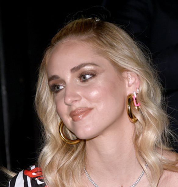 Chiara Ferragni | &#x395;&#x3AF;&#x3BD;&#x3B1;&#x3B9; &#x3C0;&#x3AC;&#x3BB;&#x3B9; &#x3AD;&#x3B3;&#x3BA;&#x3C5;&#x3BF;&#x3C2;