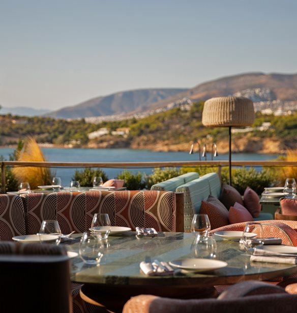 Beefbar Athens | &#x3A4;&#x3BF; Beefy Brunch &#x3B5;&#x3C0;&#x3B9;&#x3C3;&#x3C4;&#x3C1;&#x3AD;&#x3C6;&#x3B5;&#x3B9; &#x3BC;&#x3B5; &#x3BD;&#x3AD;&#x3B5;&#x3C2; &#x3B3;&#x3B5;&#x3CD;&#x3C3;&#x3B5;&#x3B9;&#x3C2; &#x3BA;&#x3B1;&#x3B9; &#x3AD;&#x3BD;&#x3B1;&#x3BD; &#x3B1;&#x3BD;&#x3B1;&#x3BD;&#x3B5;&#x3C9;&#x3BC;&#x3AD;&#x3BD;&#x3BF; &#x3C7;&#x3CE;&#x3C1;&#x3BF;
