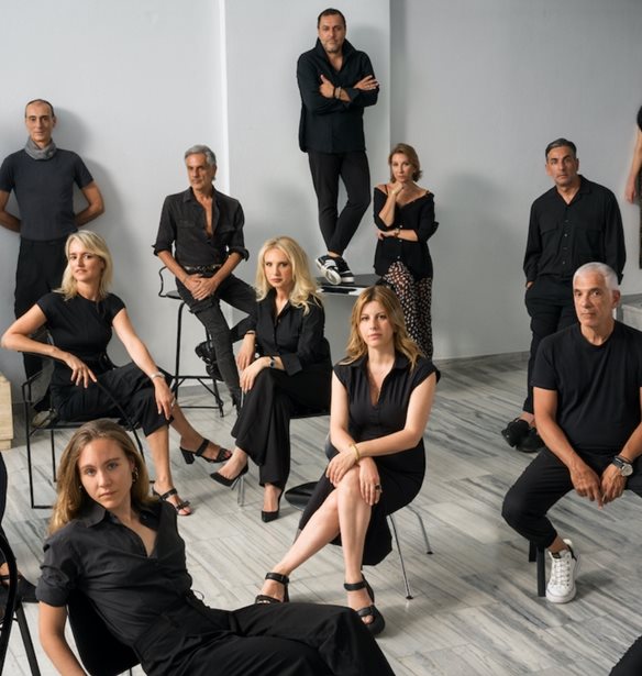 &#x3A4;&#x3BF; 1&#x3BF; Greek Fashion Festival &#x3AD;&#x3C1;&#x3C7;&#x3B5;&#x3C4;&#x3B1;&#x3B9; &#x3BC;&#x3B5; &#x3C4;&#x3B7;&#x3BD; &#x3C5;&#x3C0;&#x3BF;&#x3B3;&#x3C1;&#x3B1;&#x3C6;&#x3AE; &#x3C4;&#x3B7;&#x3C2; &#x395;&#x3BB;&#x3BB;&#x3B7;&#x3BD;&#x3B9;&#x3BA;&#x3AE;&#x3C2; &#x388;&#x3BD;&#x3C9;&#x3C3;&#x3B7;&#x3C2; &#x3A3;&#x3C7;&#x3B5;&#x3B4;&#x3B9;&#x3B1;&#x3C3;&#x3C4;&#x3CE;&#x3BD; &#x39C;&#x3CC;&#x3B4;&#x3B1;&#x3C2;