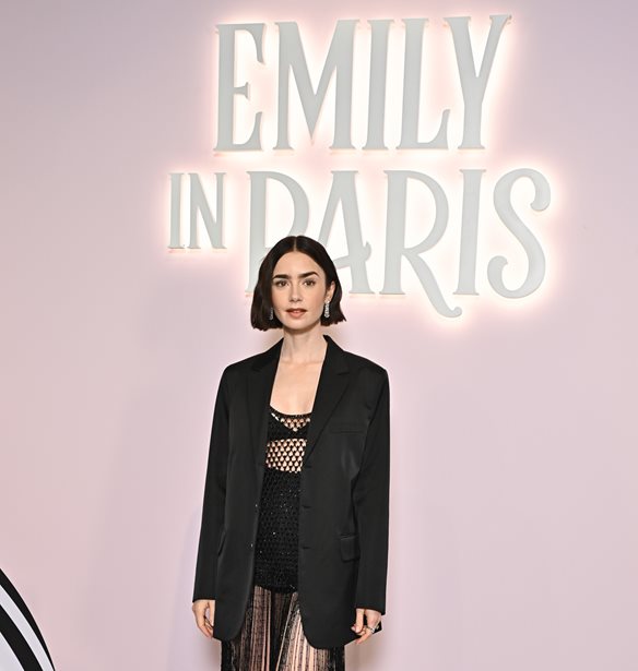 Emily In Paris | &#x3A4;&#x3B1; relationship status &#x3C4;&#x3C9;&#x3BD; &#x3C0;&#x3C1;&#x3C9;&#x3C4;&#x3B1;&#x3B3;&#x3C9;&#x3BD;&#x3B9;&#x3C3;&#x3C4;&#x3CE;&#x3BD; &#x3C4;&#x3B7;&#x3C2; &#x3C3;&#x3B5;&#x3B9;&#x3C1;&#x3AC;&#x3C2;