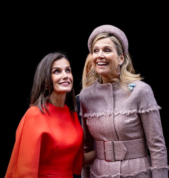 &#x394;&#x3CD;&#x3BF; &#x3B2;&#x3B1;&#x3C3;&#x3AF;&#x3BB;&#x3B9;&#x3C3;&#x3C3;&#x3B5;&#x3C2;, &#x3AD;&#x3BD;&#x3B1; &#x3C6;&#x3CC;&#x3C1;&#x3B5;&#x3BC;&#x3B1; Massimo Dutti! &#x397; Letizia &#x3C4;&#x3BF; &#x3AD;&#x3C7;&#x3B5;&#x3B9; &#x3B5;&#x3C0;&#x3B9;&#x3BB;&#x3AD;&#x3BE;&#x3B5;&#x3B9; &#x3C0;&#x3BF;&#x3BB;&#x3BB;&#x3AD;&#x3C2; &#x3C6;&#x3BF;&#x3C1;&#x3AD;&#x3C2;, &#x3B1;&#x3BB;&#x3BB;&#x3AC; &#x3C4;&#x3BF; &#x3C0;&#x3C1;&#x3C9;&#x3C4;&#x3BF;&#x3B5;&#x3AF;&#x3B4;&#x3B1;&#x3BC;&#x3B5; &#x3C3;&#x3C4;&#x3B7; &#x39C;axima &#x3C4;&#x3B7;&#x3C2; &#x39F;&#x3BB;&#x3BB;&#x3B1;&#x3BD;&#x3B4;&#x3AF;&#x3B1;&#x3C2;