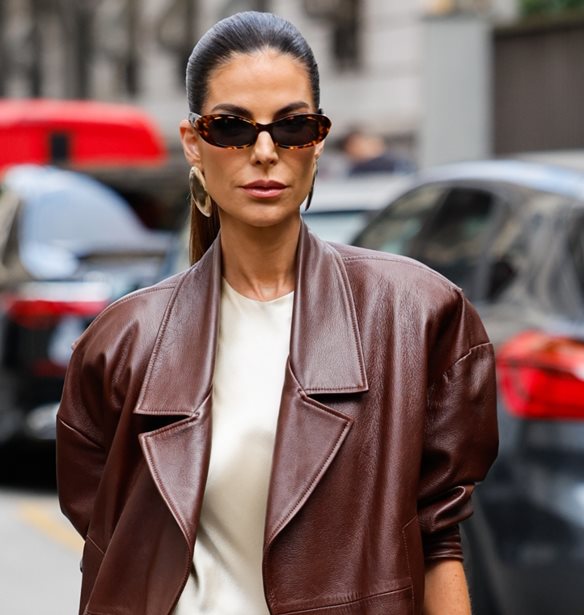 Satin Dream | Οι πιο κομψοί τρόποι για να προσθέσεις το πολυτελές ύφασμα στα festive looks σου