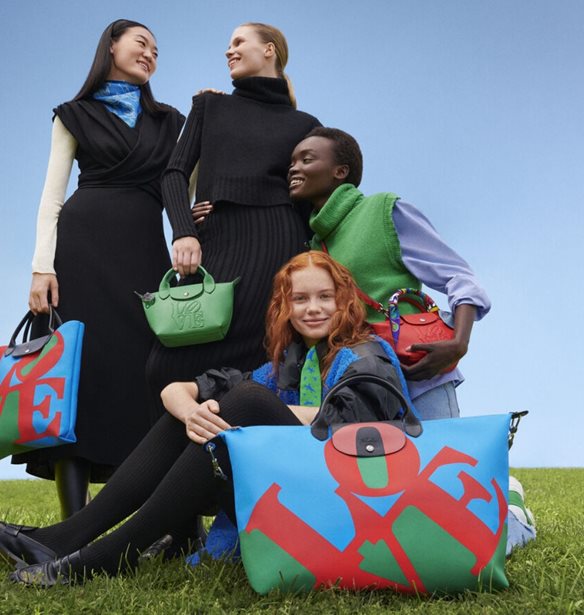 &#x39F; &#x3BF;&#x3AF;&#x3BA;&#x3BF;&#x3C2; Longchamp &#x3BB;&#x3B1;&#x3BD;&#x3C3;&#x3AC;&#x3C1;&#x3B5;&#x3B9; &#x3C4;&#x3BF; &#x3BD;&#x3AD;&#x3BF; website &#x3C4;&#x3BF;&#x3C5; &#x3C3;&#x3C4;&#x3B7;&#x3BD; &#x395;&#x3BB;&#x3BB;&#x3AC;&#x3B4;&#x3B1;