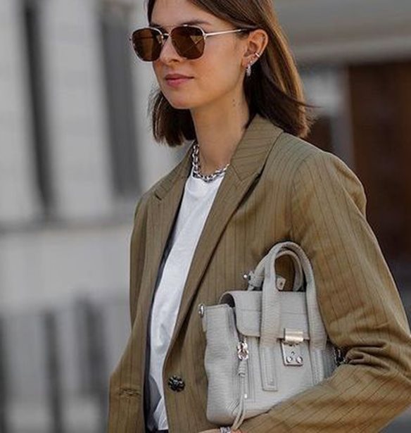 &#x3A4;&#x3BF; hair trend &#x3C0;&#x3BF;&#x3C5; &#x3BA;&#x3C5;&#x3C1;&#x3B9;&#x3B1;&#x3C1;&#x3C7;&#x3B5;&#x3AF; &#x3C3;&#x3C4;&#x3BF; street style &#x3C4;&#x3C9;&#x3BD; &#x3BC;&#x3B7;&#x3C4;&#x3C1;&#x3BF;&#x3C0;&#x3CC;&#x3BB;&#x3B5;&#x3C9;&#x3BD; &#x3C4;&#x3B7;&#x3C2; &#x3BC;&#x3CC;&#x3B4;&#x3B1;&#x3C2;