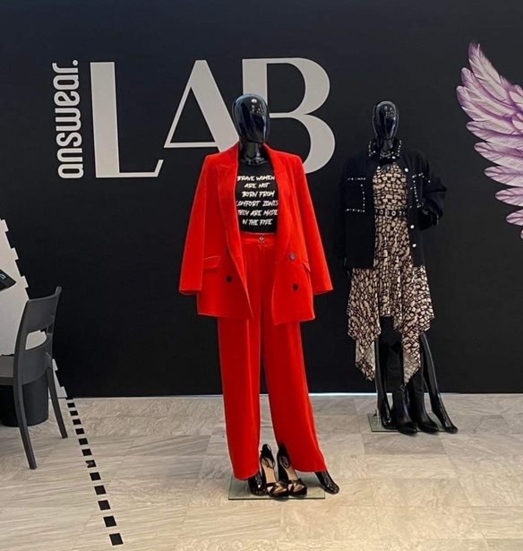 &#x39F; &#x3C0;&#x3B9;&#x3BF; fashion &#x3B4;&#x3B9;&#x3B1;&#x3B3;&#x3C9;&#x3BD;&#x3B9;&#x3C3;&#x3BC;&#x3CC;&#x3C2; &#x3BC;&#x3B5; &#x3C4;&#x3B7;&#x3BD; &#x3C5;&#x3C0;&#x3BF;&#x3B3;&#x3C1;&#x3B1;&#x3C6;&#x3AE; &#x3C4;&#x3B7;&#x3C2; Answear &#x3BE;&#x3B5;&#x3BA;&#x3B9;&#x3BD;&#x3AC; &#x3BA;&#x3B1;&#x3B9; &#x3B5;&#x3C3;&#x3CD; &#x3B8;&#x3B1; &#x3B5;&#x3C0;&#x3B9;&#x3BB;&#x3AD;&#x3BE;&#x3B5;&#x3B9;&#x3C2; &#x3C4;&#x3BF;&#x3BD; &#x3BD;&#x3B9;&#x3BA;&#x3B7;&#x3C4;&#x3AE;