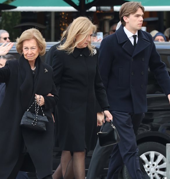 Το τελευταίο αντίο στην Ειρήνη | Οι αφίξεις στη Μητρόπολη Αθηνών