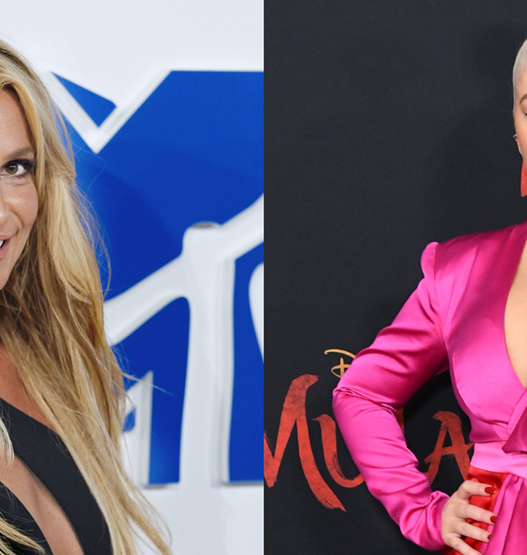 Britney Spears | &#x3A4;&#x3BF; &#x3C3;&#x3C5;&#x3B3;&#x3BA;&#x3B9;&#x3BD;&#x3B7;&#x3C4;&#x3B9;&#x3BA;&#x3CC; &#x3BC;&#x3AE;&#x3BD;&#x3C5;&#x3BC;&#x3B1; &#x3C4;&#x3B7;&#x3C2; Christina Aguilera &#x3B3;&#x3B9;&#x3B1; &#x3C4;&#x3B7;&#x3BD; &#x3C0;&#x3BF;&#x3C0; &#x3C3;&#x3C4;&#x3B1;&#x3C1;