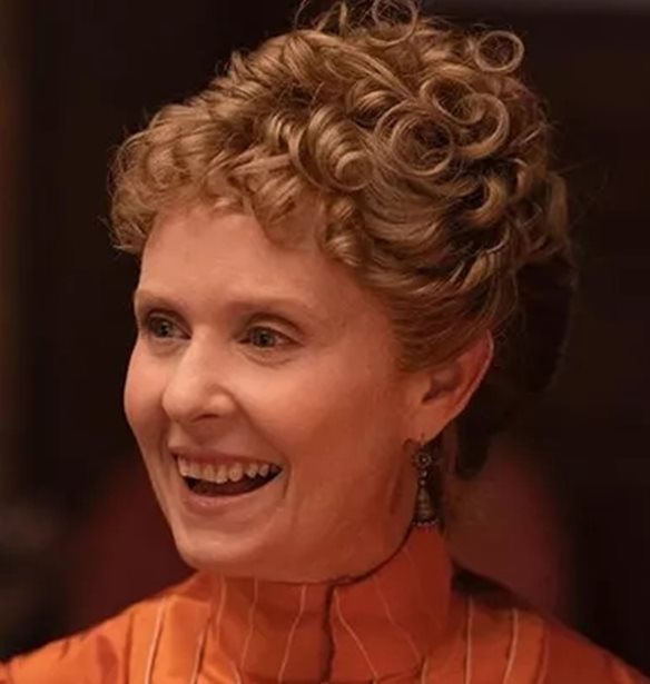 The Gilded Age | &#x38C;&#x3BB;&#x3B1; &#x3CC;&#x3C3;&#x3B1; &#x3B3;&#x3BD;&#x3C9;&#x3C1;&#x3AF;&#x3B6;&#x3BF;&#x3C5;&#x3BC;&#x3B5; &#x3BC;&#x3AD;&#x3C7;&#x3C1;&#x3B9; &#x3C3;&#x3C4;&#x3B9;&#x3B3;&#x3BC;&#x3AE;&#x3C2; &#x3B3;&#x3B9;&#x3B1; &#x3C4;&#x3BF;&#x3BD; &#x3B4;&#x3B5;&#x3CD;&#x3C4;&#x3B5;&#x3C1;&#x3BF; &#x3BA;&#x3CD;&#x3BA;&#x3BB;&#x3BF; &#x3C4;&#x3B7;&#x3C2; &#x3C3;&#x3B5;&#x3B9;&#x3C1;&#x3AC;&#x3C2;