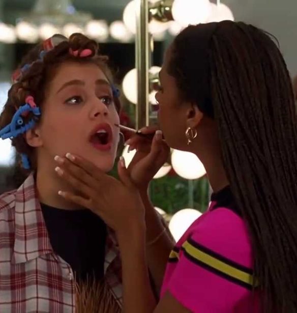 &#x3A4;&#x3BF; reboot &#x3C4;&#x3BF;&#x3C5; Clueless &#x3B8;&#x3B1; &#x3B5;&#x3AF;&#x3BD;&#x3B1;&#x3B9; &#x3B3;&#x3B9;&#x3B1; &#x3C4;&#x3B7;&#x3BD; &#x3BA;&#x3B1;&#x3BB;&#x3CD;&#x3C4;&#x3B5;&#x3C1;&#x3B7; &#x3C6;&#x3AF;&#x3BB;&#x3B7; &#x3C4;&#x3B7;&#x3C2; Cher, Dionne