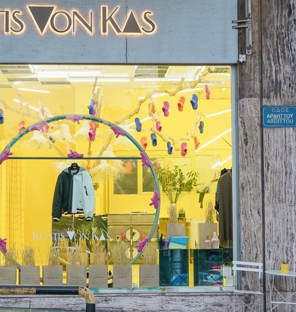 Kostis Von Kas | &#x39F; &#x388;&#x3BB;&#x3BB;&#x3B7;&#x3BD;&#x3B1;&#x3C2; &#x3B4;&#x3B7;&#x3BC;&#x3B9;&#x3BF;&#x3C5;&#x3C1;&#x3B3;&#x3CC;&#x3C2; &#x3B3;&#x3B9;&#x3B1; &#x3C4;&#x3BF;&#x3BD; &#x3BF;&#x3C0;&#x3BF;&#x3AF;&#x3BF; &#x3BC;&#x3B9;&#x3BB;&#x3AC; &#x3BF; &#x3B4;&#x3B9;&#x3B5;&#x3B8;&#x3BD;&#x3AE;&#x3C2; &#x3A4;&#x3CD;&#x3C0;&#x3BF;&#x3C2;