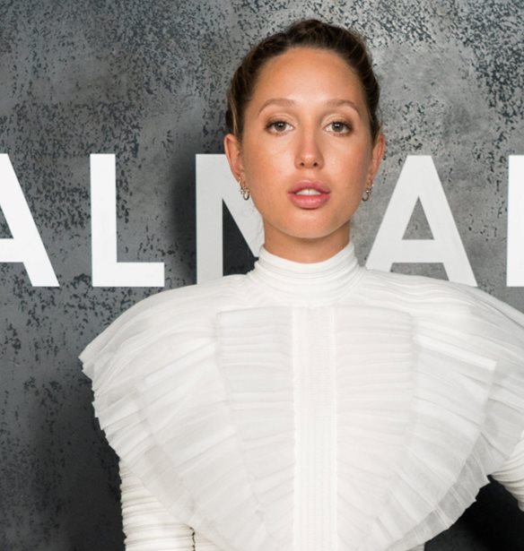 &#x3A4;&#x3BF; look &#x3C4;&#x3B7;&#x3C2; &#x39C;&#x3B1;&#x3C1;&#x3AF;&#x3B1;&#x3C2; &#x39F;&#x3BB;&#x3C5;&#x3BC;&#x3C0;&#x3AF;&#x3B1;&#x3C2; &#x3C3;&#x3C4;&#x3B7;&#x3BD; &#x3B1;&#x3C0;&#x3BF;&#x3C6;&#x3BF;&#x3AF;&#x3C4;&#x3B7;&#x3C3;&#x3B7; &#x3C4;&#x3BF;&#x3C5; &#x3B1;&#x3B4;&#x3B5;&#x3C1;&#x3C6;&#x3BF;&#x3CD; &#x3C4;&#x3B7;&#x3C2; &#x3B5;&#x3AF;&#x3BD;&#x3B1;&#x3B9; &#x3B9;&#x3B4;&#x3B1;&#x3BD;&#x3B9;&#x3BA;&#x3CC; &#x3B3;&#x3B9;&#x3B1; &#x3BC;&#x3AF;&#x3B1; girly &#x3BA;&#x3B1;&#x3BB;&#x3BF;&#x3BA;&#x3B1;&#x3B9;&#x3C1;&#x3B9;&#x3BD;&#x3AE; &#x3B5;&#x3BC;&#x3C6;&#x3AC;&#x3BD;&#x3B9;&#x3C3;&#x3B7;