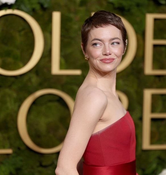 &#x3A4;&#x3BF; &#x3BD;&#x3AD;&#x3BF; pixie cut &#x3C4;&#x3B7;&#x3C2; Emma Stone | &#x39F; &#x3BB;&#x3CC;&#x3B3;&#x3BF;&#x3C2; &#x3C0;&#x3BF;&#x3C5; &#x3C4;&#x3B7;&#x3BD; &#x3AD;&#x3BA;&#x3B1;&#x3BD;&#x3B5; &#x3BD;&#x3B1; &#x3B1;&#x3C0;&#x3BF;&#x3C7;&#x3C9;&#x3C1;&#x3B9;&#x3C3;&#x3C4;&#x3B5;&#x3AF; &#x3C4;&#x3B1; &#x3BC;&#x3B1;&#x3BA;&#x3C1;&#x3B9;&#x3AC; &#x3BC;&#x3B1;&#x3BB;&#x3BB;&#x3B9;&#x3AC; &#x3C4;&#x3B7;&#x3C2;