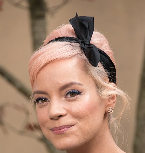 H Lily Allen &#x3B1;&#x3C0;&#x3BF;&#x3BA;&#x3AC;&#x3BB;&#x3C5;&#x3C8;&#x3B5; &#x3B4;&#x3B7;&#x3BC;&#x3CC;&#x3C3;&#x3B9;&#x3B1; &#x3CC;&#x3C4;&#x3B9; &#x3AD;&#x3C7;&#x3B5;&#x3B9; &#x3C0;&#x3AD;&#x3C3;&#x3B5;&#x3B9; &#x3B8;&#x3CD;&#x3BC;&#x3B1; &#x3C3;&#x3B5;&#x3BE;&#x3BF;&#x3C5;&#x3B1;&#x3BB;&#x3B9;&#x3BA;&#x3AE;&#x3C2; &#x3BA;&#x3B1;&#x3BA;&#x3BF;&#x3C0;&#x3BF;&#x3AF;&#x3B7;&#x3C3;&#x3B7;&#x3C2;