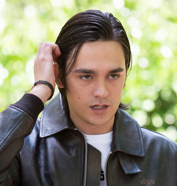 Alain - Fabien Delon | &#x3A3;&#x3C4;&#x3B7;&#x3BD; &#x395;&#x3BB;&#x3BB;&#x3AC;&#x3B4;&#x3B1; &#x3BF;&#x3B9; &#x3C0;&#x3C1;&#x3CE;&#x3C4;&#x3B5;&#x3C2; &#x3C4;&#x3BF;&#x3C5; &#x3B4;&#x3B9;&#x3B1;&#x3BA;&#x3BF;&#x3C0;&#x3AD;&#x3C2; &#x3BC;&#x3B5;&#x3C4;&#x3AC; &#x3C4;&#x3BF;&#x3BD; &#x3B8;&#x3AC;&#x3BD;&#x3B1;&#x3C4;&#x3BF; &#x3C4;&#x3BF;&#x3C5; &#x3C0;&#x3B1;&#x3C4;&#x3AD;&#x3C1;&#x3B1; &#x3C4;&#x3BF;&#x3C5;, Alain Delon