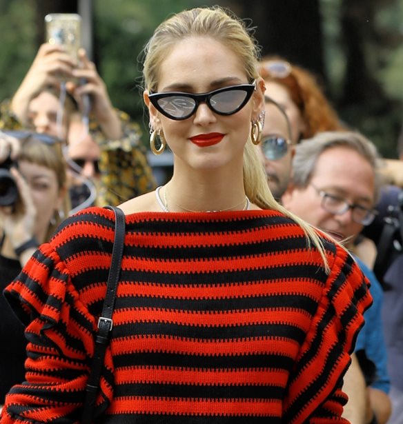 H Chiara Ferragni &#x3BC;&#x3B5; &#x3C4;&#x3BF; &#x3C7;&#x3C4;&#x3AD;&#x3BD;&#x3B9;&#x3C3;&#x3BC;&#x3B1; &#x3C0;&#x3BF;&#x3C5; &#x3C0;&#x3C1;&#x3BF;&#x3C4;&#x3B9;&#x3BC;&#x3BF;&#x3CD;&#x3BD; &#x3BF;&#x3B9; &#x3C0;&#x3B9;&#x3BF; &#x3BA;&#x3BF;&#x3BC;&#x3C8;&#x3AD;&#x3C2; trendsetters &#x3C4;&#x3CE;&#x3C1;&#x3B1;