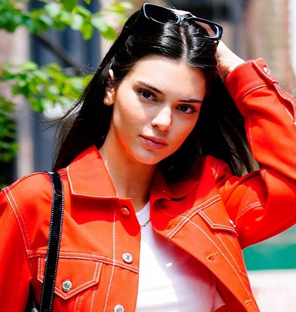 &#x397; Kendall Jenner &#x3C5;&#x3C0;&#x3BF;&#x3C3;&#x3C4;&#x3B7;&#x3C1;&#x3AF;&#x3B6;&#x3B5;&#x3B9; &#x3CC;&#x3C4;&#x3B9; &#x3B7; &#x3C6;&#x3C9;&#x3C4;&#x3BF;&#x3B3;&#x3C1;&#x3B1;&#x3C6;&#x3AF;&#x3B1; &#x3C4;&#x3B7;&#x3C2; &#x3BC;&#x3B5; &#x3C4;&#x3BF; Black Lives Matter &#x3AE;&#x3C4;&#x3B1;&#x3BD; &#x3B1;&#x3C0;&#x3BF;&#x3C4;&#x3AD;&#x3BB;&#x3B5;&#x3C3;&#x3BC;&#x3B1; phtoshop
