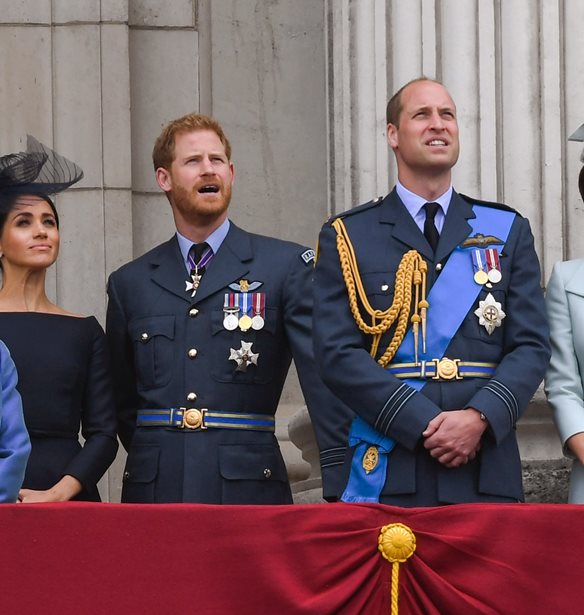&#x3A4;&#x3BF; &#x3C7;&#x3C1;&#x3B9;&#x3C3;&#x3C4;&#x3BF;&#x3C5;&#x3B3;&#x3B5;&#x3BD;&#x3BD;&#x3B9;&#x3AC;&#x3C4;&#x3B9;&#x3BA;&#x3BF; &#x3B4;&#x3AD;&#x3BD;&#x3C4;&#x3C1;&#x3BF; &#x3C4;&#x3BF;&#x3C5; Kensington Palace &#x3BC;&#x3CC;&#x3BB;&#x3B9;&#x3C2; &#x3B1;&#x3C0;&#x3BF;&#x3BA;&#x3B1;&#x3BB;&#x3CD;&#x3C6;&#x3B8;&#x3B7;&#x3BA;&#x3B5;