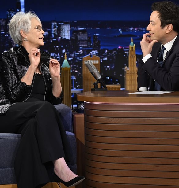 &quot;&#x395;&#x3B4;&#x3CE; &#x3B5;&#x3AF;&#x3BD;&#x3B1;&#x3B9; &#x3BA;&#x3C5;&#x3C1;&#x3B9;&#x3BF;&#x3BB;&#x3B5;&#x3BA;&#x3C4;&#x3B9;&#x3BA;&#x3AC; &#x3C4;&#x3BF; &#x3BC;&#x3AD;&#x3C1;&#x3BF;&#x3C2; &#x3CC;&#x3C0;&#x3BF;&#x3C5; &#x3B6;&#x3C9;&quot; | &#x397; Jamie Lee Curtis &#x3BB;&#x3C5;&#x3B3;&#x3AF;&#x3B6;&#x3B5;&#x3B9; &#x3BC;&#x3B9;&#x3BB;&#x3CE;&#x3BD;&#x3C4;&#x3B1;&#x3C2; &#x3B3;&#x3B9;&#x3B1; &#x3C4;&#x3B9;&#x3C2; &quot;&#x3C4;&#x3C1;&#x3BF;&#x3BC;&#x3B1;&#x3BA;&#x3C4;&#x3B9;&#x3BA;&#x3AD;&#x3C2;&quot; &#x3C0;&#x3C5;&#x3C1;&#x3BA;&#x3B1;&#x3B3;&#x3B9;&#x3AD;&#x3C2; &#x3C3;&#x3C4;&#x3BF; &#x39B;&#x3BF;&#x3C2; &#x386;&#x3BD;&#x3C4;&#x3B6;&#x3B5;&#x3BB;&#x3B5;&#x3C2;