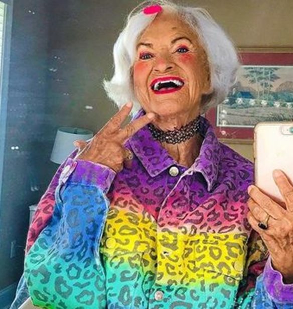 &#x3A0;&#x3BF;&#x3B9;&#x3B1; &#x3B5;&#x3AF;&#x3BD;&#x3B1;&#x3B9; &#x3B7; Baddie Winkle, &#x3B7; 92&#x3C7;&#x3C1;&#x3BF;&#x3BD;&#x3B7; influencer &#x3BC;&#x3B5; &#x3C4;&#x3BF;&#x3C5;&#x3C2; 4 &#x3B5;&#x3BA;&#x3B1;&#x3C4;&#x3BF;&#x3BC;&#x3BC;&#x3CD;&#x3C1;&#x3B9;&#x3B1; followers &#x3C3;&#x3C4;&#x3BF; Instagram