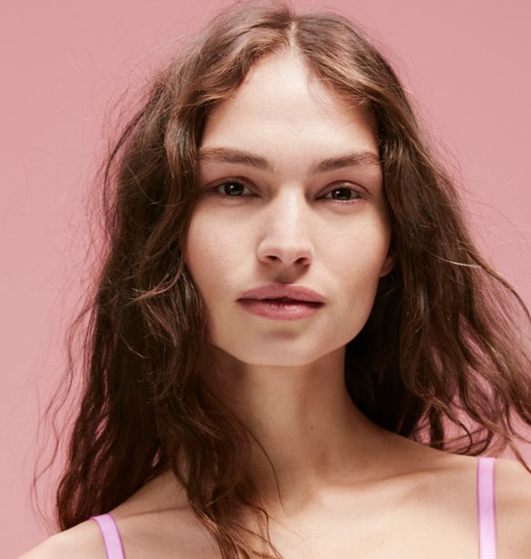 Love is all around | &#x3A4;&#x3B1; Marks &amp; Spencer &#x3B3;&#x3B9;&#x3BF;&#x3C1;&#x3C4;&#x3AC;&#x3B6;&#x3BF;&#x3C5;&#x3BD; &#x3C4;&#x3B7;&#x3BD; &#x3B7;&#x3BC;&#x3AD;&#x3C1;&#x3B1; &#x3C4;&#x3BF;&#x3C5; &#x391;&#x3B3;&#x3AF;&#x3BF;&#x3C5; &#x392;&#x3B1;&#x3BB;&#x3B5;&#x3BD;&#x3C4;&#x3AF;&#x3BD;&#x3BF;&#x3C5; &#x3BC;&#x3B5; &#x3BC;&#x3B9;&#x3B1; &#x3B1;&#x3C0;&#x3BF;&#x3BA;&#x3BB;&#x3B5;&#x3B9;&#x3C3;&#x3C4;&#x3B9;&#x3BA;&#x3AE; &#x3C3;&#x3B5;&#x3B9;&#x3C1;&#x3AC; Sleepwear &#x3BA;&#x3B1;&#x3B9; M&amp;S Food