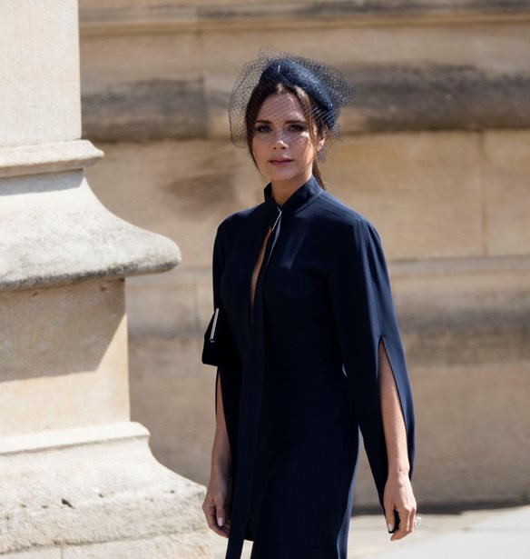 Victoria Beckham: &#x39B;&#x3B1;&#x3BD;&#x3C3;&#x3AC;&#x3C1;&#x3B5;&#x3B9; &#x3C3;&#x3C4;&#x3BF; label &#x3C4;&#x3B7;&#x3C2; &#x3C4;&#x3BF; &#x3C6;&#x3CC;&#x3C1;&#x3B5;&#x3BC;&#x3B1; &#x3C0;&#x3BF;&#x3C5; &#x3AD;&#x3B2;&#x3B1;&#x3BB;&#x3B5; &#x3C3;&#x3C4;&#x3BF; &#x3B2;&#x3B1;&#x3C3;&#x3B9;&#x3BB;&#x3B9;&#x3BA;&#x3CC; &#x3B3;&#x3AC;&#x3BC;&#x3BF;