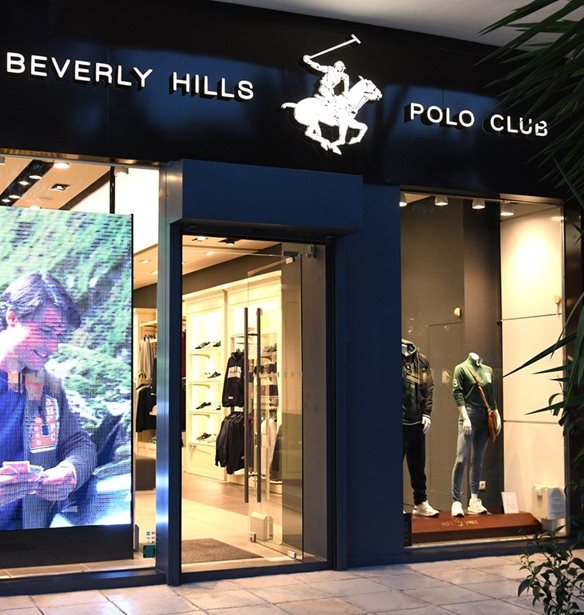 &#x3A4;&#x3BF; &#x3BD;&#x3AD;&#x3BF; fashion destination &#x3C3;&#x3C4;&#x3B7; &#x393;&#x3BB;&#x3C5;&#x3C6;&#x3AC;&#x3B4;&#x3B1;