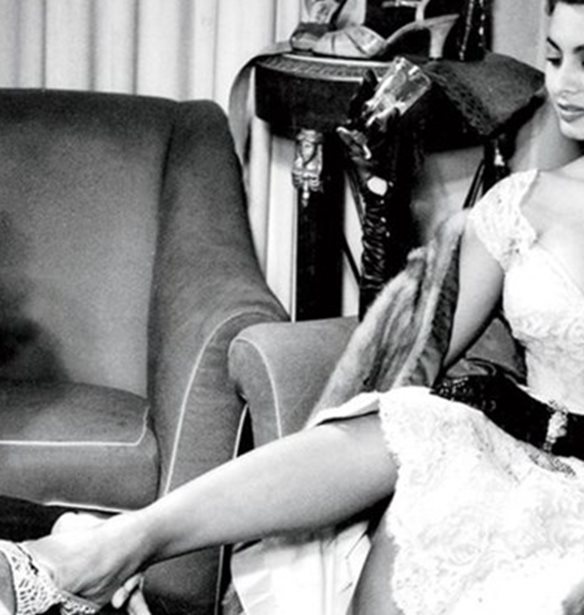&quot;Salvatore Ferragamo 1898-1960&quot;| &#x397; &#x3C6;&#x3B1;&#x3BD;&#x3C4;&#x3B1;&#x3C3;&#x3BC;&#x3B1;&#x3B3;&#x3BF;&#x3C1;&#x3B9;&#x3BA;&#x3AE; &#x3AD;&#x3BA;&#x3B8;&#x3B5;&#x3C3;&#x3B7; &#x3B3;&#x3B9;&#x3B1; &#x3C4;&#x3B7; &#x3B6;&#x3C9;&#x3AE; &#x3BA;&#x3B1;&#x3B9; &#x3C4;&#x3BF; &#x3AD;&#x3C1;&#x3B3;&#x3BF; &#x3C4;&#x3BF;&#x3C5; &#x3C4;&#x3B1;&#x3BB;&#x3B1;&#x3BD;&#x3C4;&#x3BF;&#x3CD;&#x3C7;&#x3BF;&#x3C5; &#x3C3;&#x3C7;&#x3B5;&#x3B4;&#x3B9;&#x3B1;&#x3C3;&#x3C4;&#x3AE;