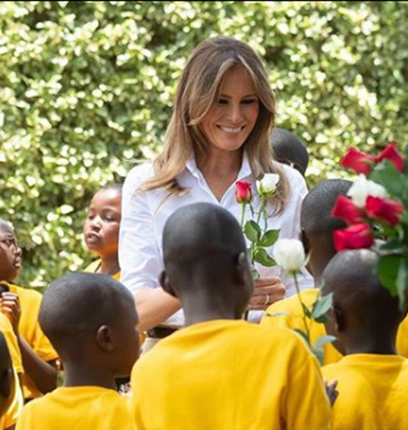 H Melania Trump &#x3BA;&#x3B1;&#x3C4;&#x3AC;&#x3C6;&#x3B5;&#x3C1;&#x3B5; &#x3BD;&#x3B1; &#x3BA;&#x3AC;&#x3BD;&#x3B5;&#x3B9; &#x3AC;&#x3BB;&#x3BB;&#x3B7; &#x3BC;&#x3AF;&#x3B1; &#x3C0;&#x3C1;&#x3BF;&#x3C3;&#x3B2;&#x3BB;&#x3B7;&#x3C4;&#x3B9;&#x3BA;&#x3AE; &#x3C3;&#x3C4;&#x3B9;&#x3BB;&#x3B9;&#x3C3;&#x3C4;&#x3B9;&#x3BA;&#x3AE; &#x3B5;&#x3C0;&#x3B9;&#x3BB;&#x3BF;&#x3B3;&#x3AE;