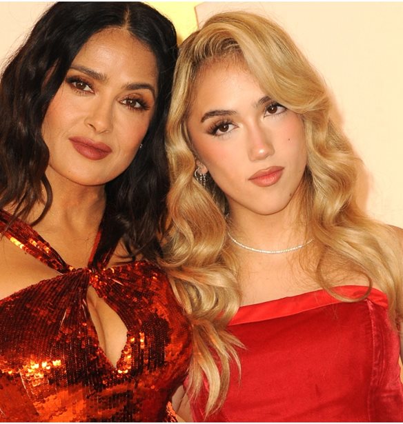 H Salma Hayek &#x3B5;&#x3CD;&#x3C7;&#x3B5;&#x3C4;&#x3B1;&#x3B9; &#x3C3;&#x3C4;&#x3B7;&#x3BD; &#x3BA;&#x3CC;&#x3C1;&#x3B7; &#x3C4;&#x3B7;&#x3C2; Valentina &#x3BC;&#x27; &#x3AD;&#x3BD;&#x3B1; &#x3C4;&#x3C1;&#x3C5;&#x3C6;&#x3B5;&#x3C1;&#x3CC; &#x3C0;&#x3BF;&#x3C3;&#x3C4;