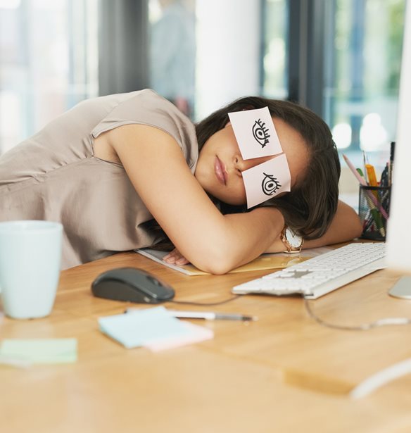 Γιατί νιώθω τόσο κουρασμένη τις Δευτέρες;